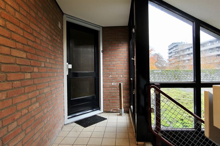 View photo 5 of Mathildastraat 13-F