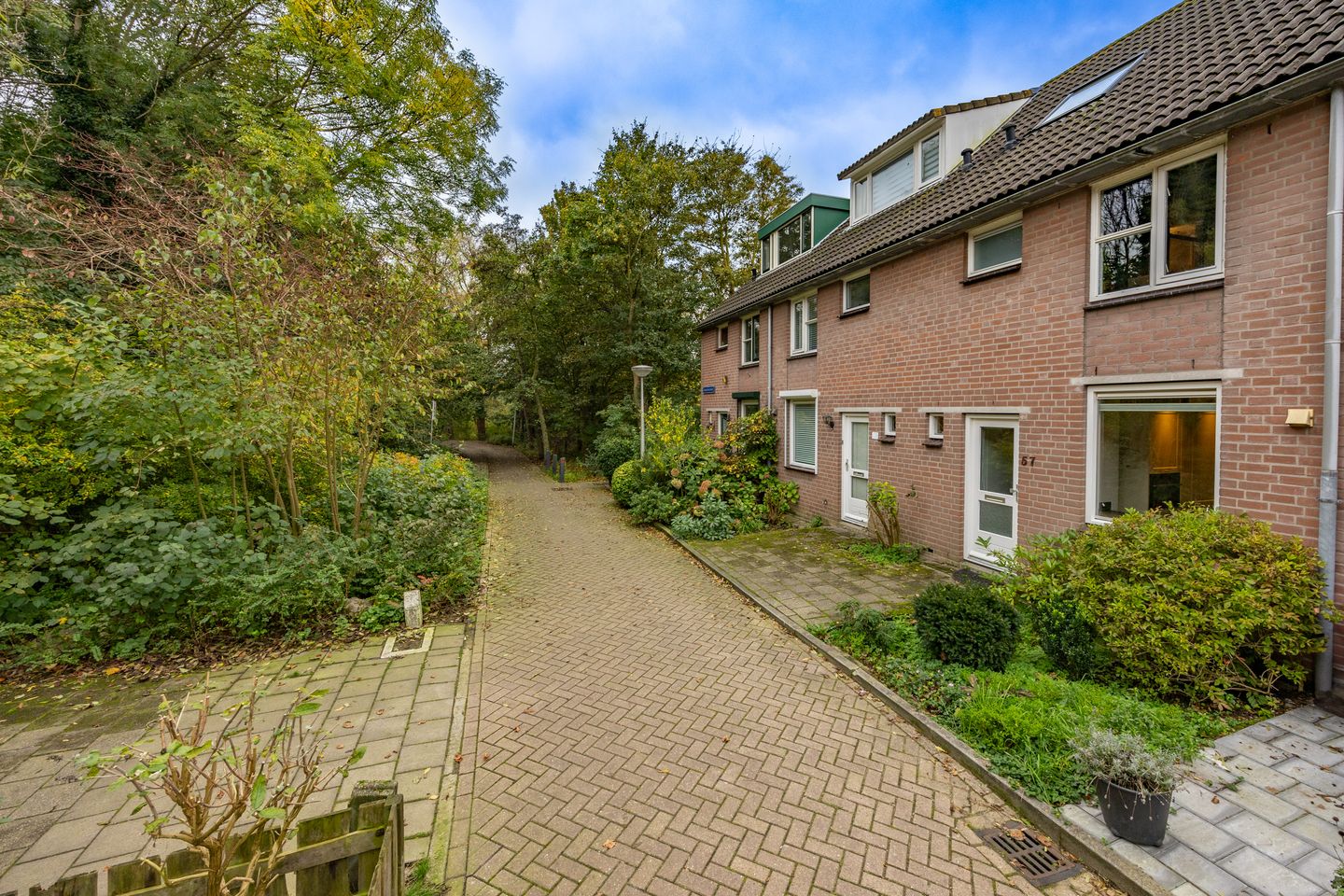 Foto 1 van Angolastraat 57