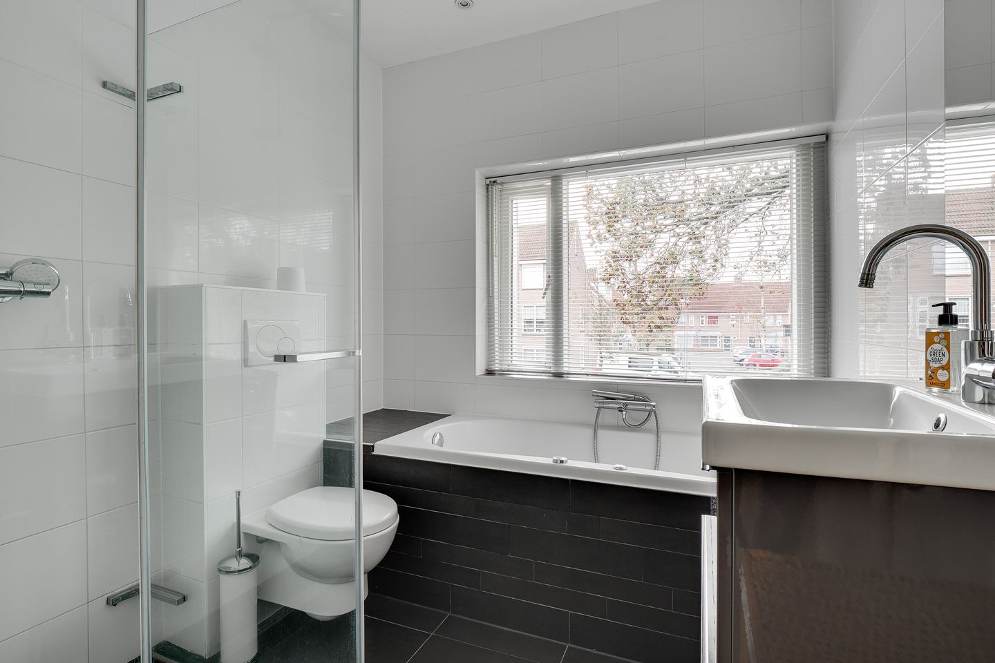 Foto 20 van Waalstraat 25