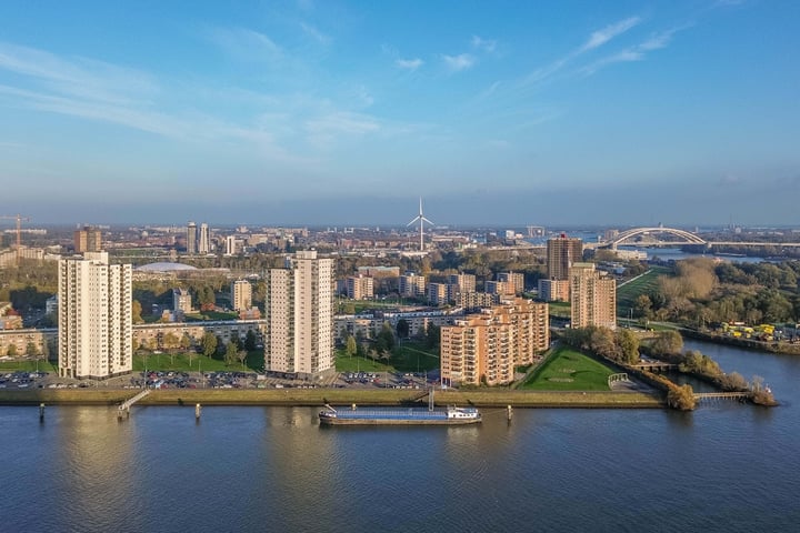 Bekijk foto 30 van Buitenbassinweg 440