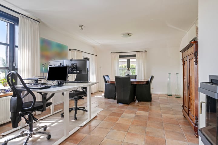 Foto 32 van Broekstraat 10