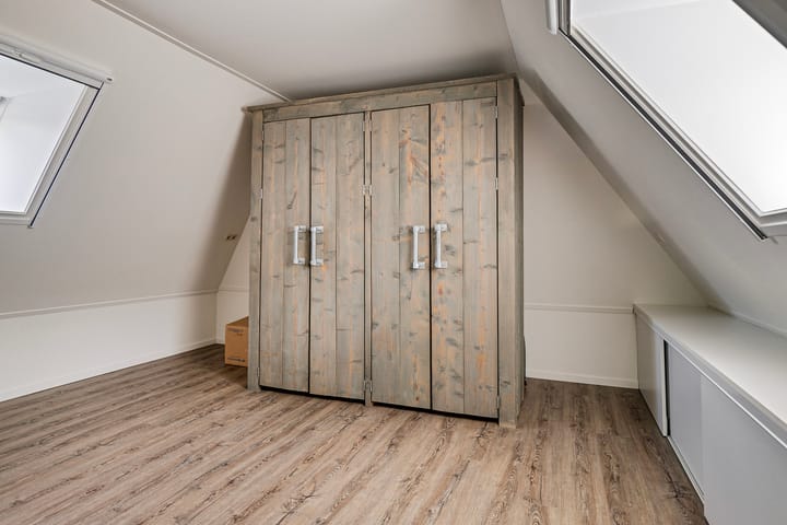 Foto 44 van Broekstraat 10