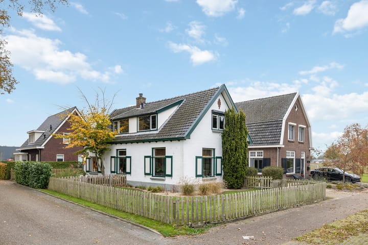 Foto 3 van Raalterweg 1