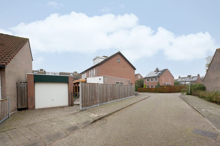 Foto 3 van Lindenplantsoen 11