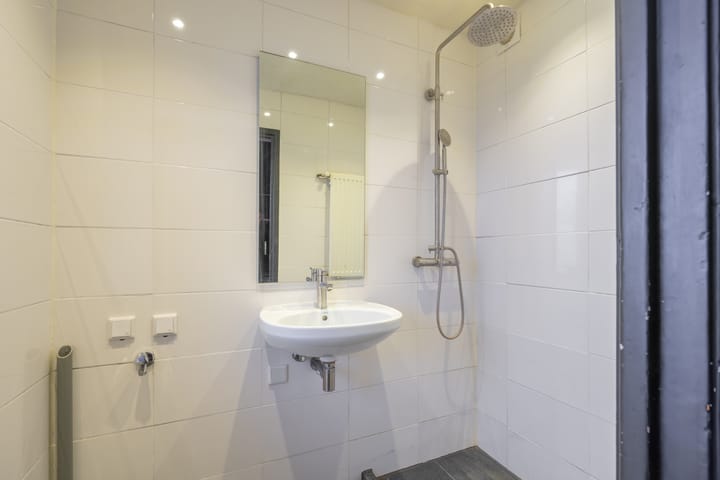 Foto 15 van Huissensestraat 46-3