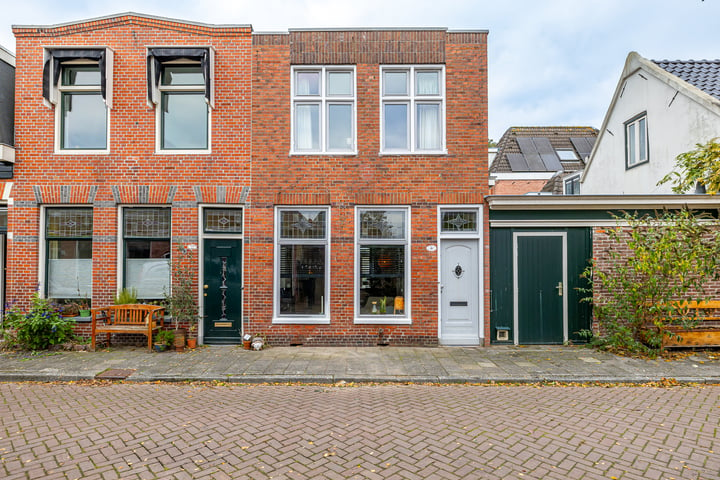 View photo 1 of Baanstraat 5