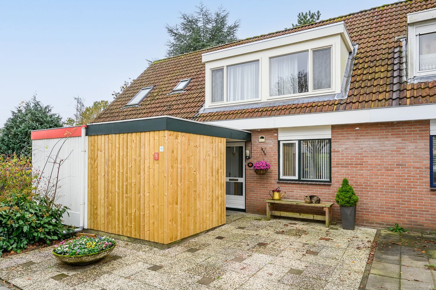 Foto 1 van Oosterhoutstraat 18