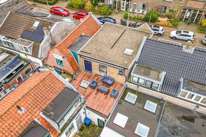 View photo 28 of Leliestraat 44