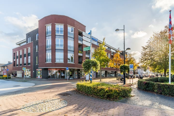 Photo 14 of Bisschop Rythoviusweg