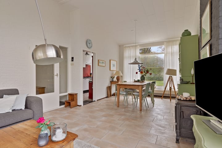 Photo 13 of Begonialaan 12