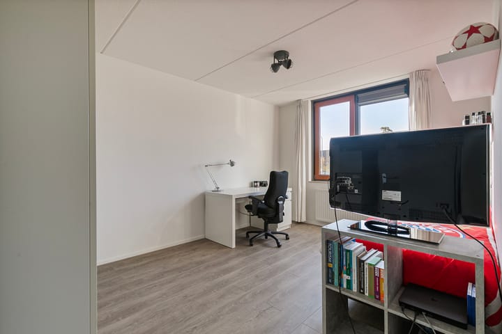 Foto 25 van H. Leefsmastraat 26-10