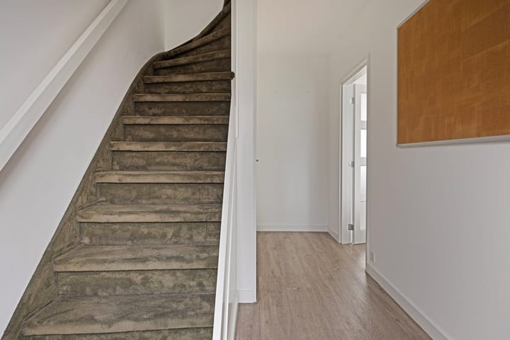 Foto 13 van Alberdingk Thijmlaan 22