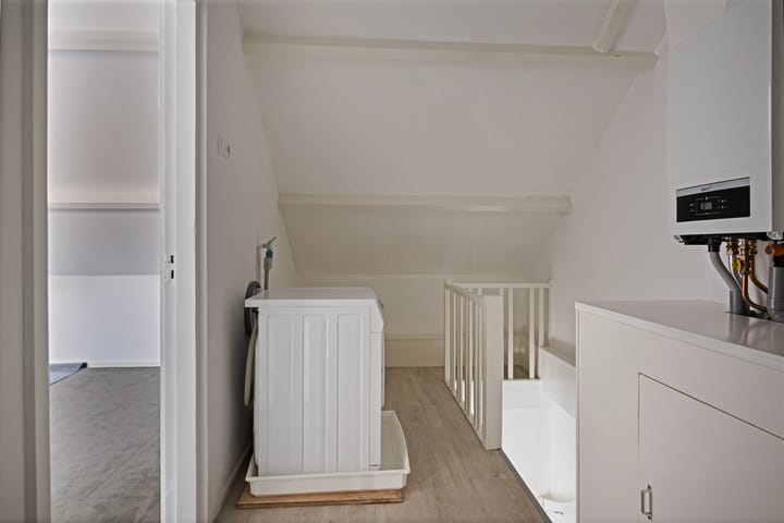 Foto 20 van Alberdingk Thijmlaan 22