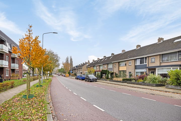 Foto 25 van Alberdingk Thijmlaan 22