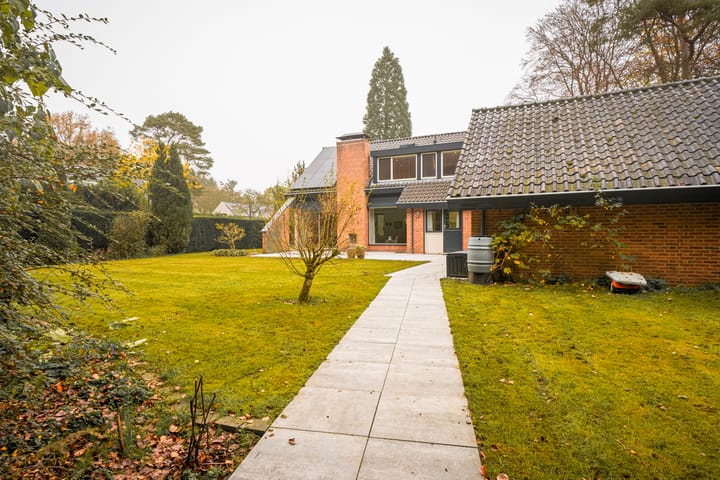 Foto 40 van Ligusterweg 19