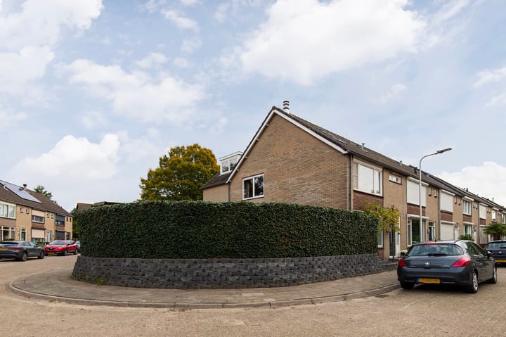 Photo 3 of Mgr Frenckenstraat 1