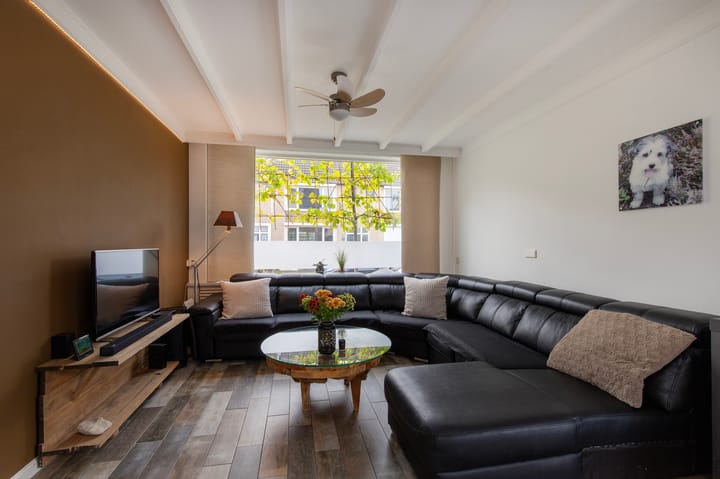 Photo 8 of Mgr Frenckenstraat 1