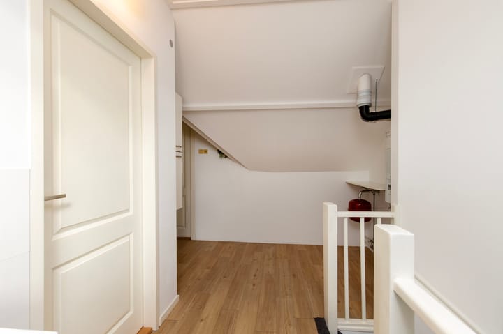 Photo 38 of Mgr Frenckenstraat 1