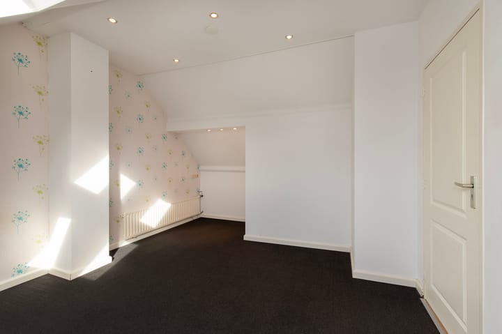 Photo 40 of Mgr Frenckenstraat 1