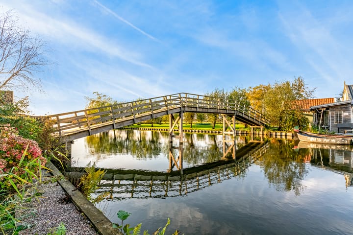 Foto 28 van van Velzenstraat 6