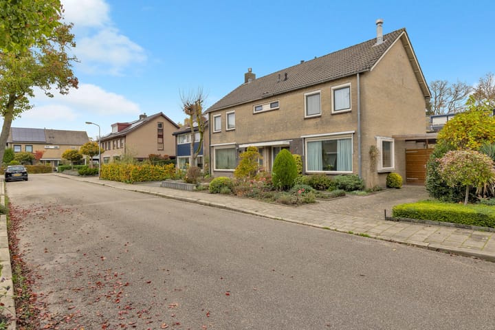 Foto 6 van Plevierstraat 8