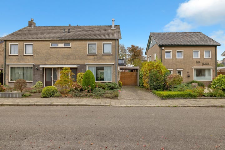 Foto 1 van Plevierstraat 8