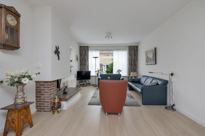 Foto 2 van Plevierstraat 8