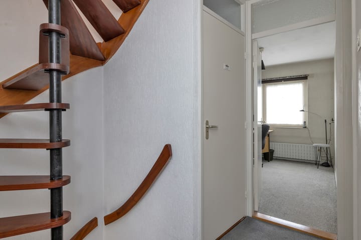 Foto 28 van Plevierstraat 8