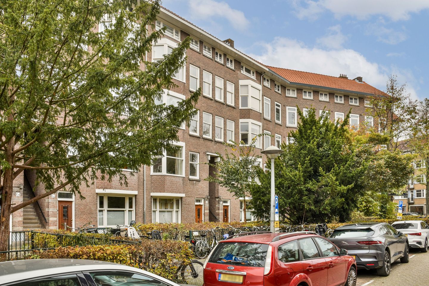 Photo 4 of Sassenheimstraat 58-1