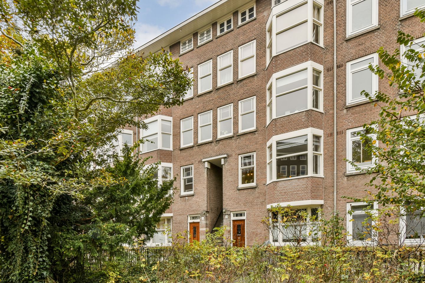 Photo 5 of Sassenheimstraat 58-1