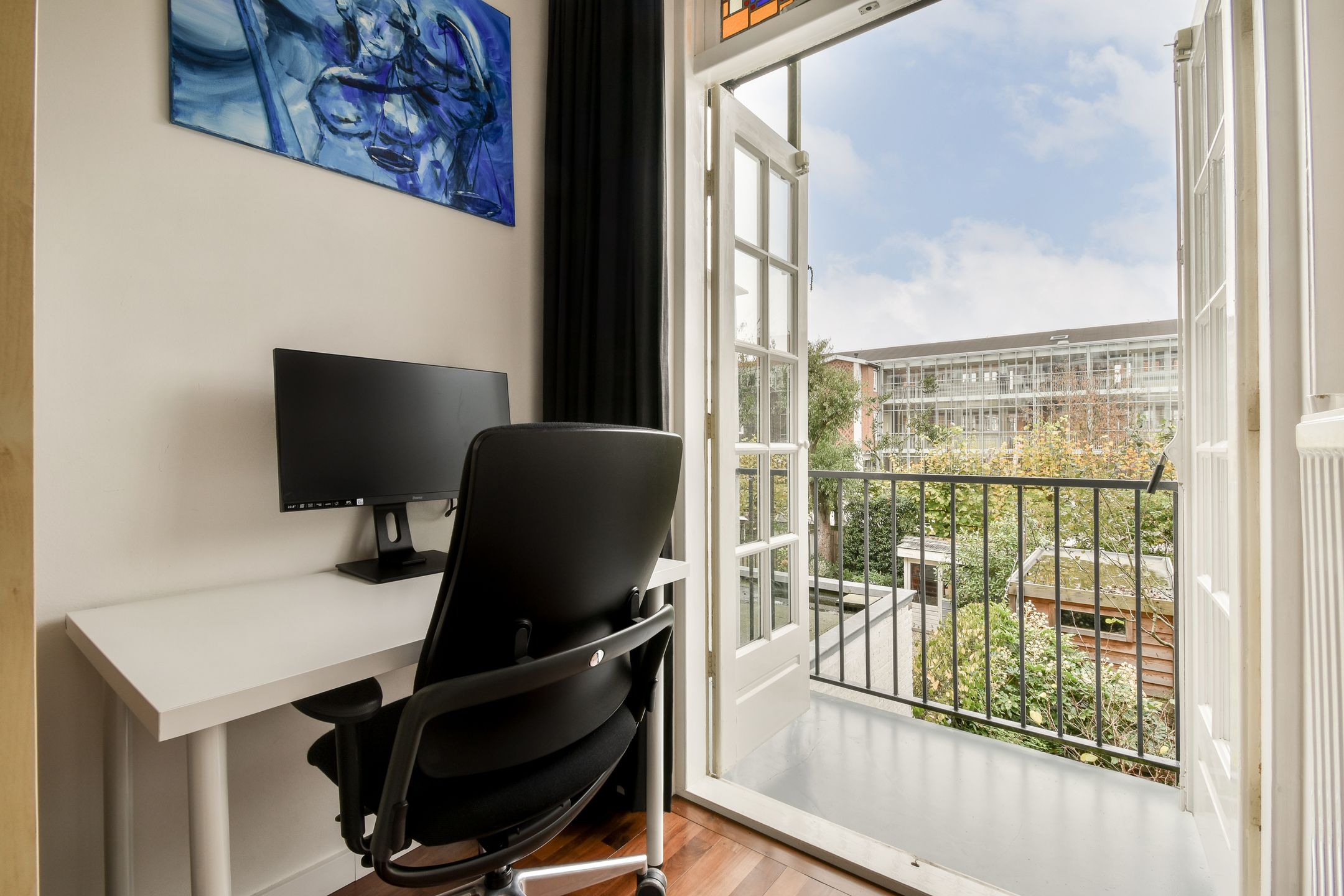 Photo 24 of Sassenheimstraat 58-1