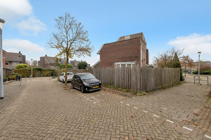 Foto 43 van Rie Cramerplantsoen 39