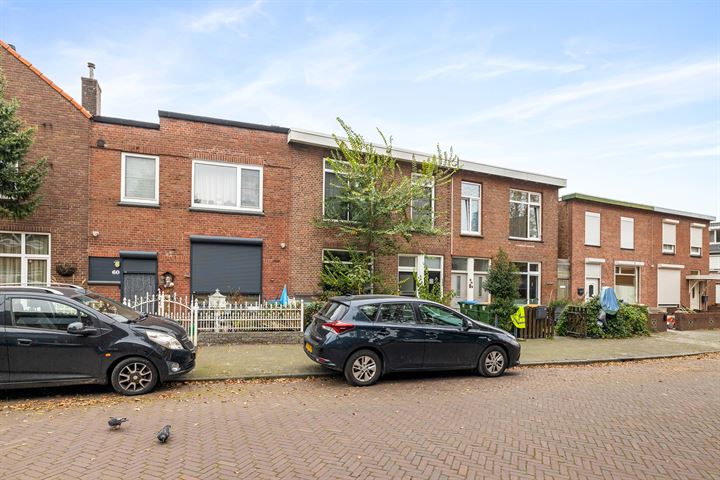 View photo 20 of Oosterstraat 58-A