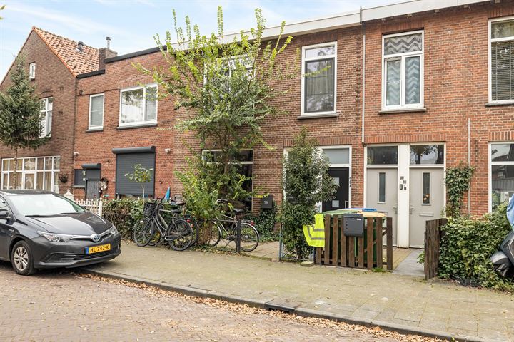 View photo 21 of Oosterstraat 58-A