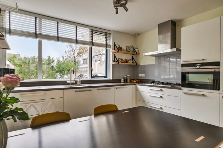 Foto 8 van Lissabonstraat 82