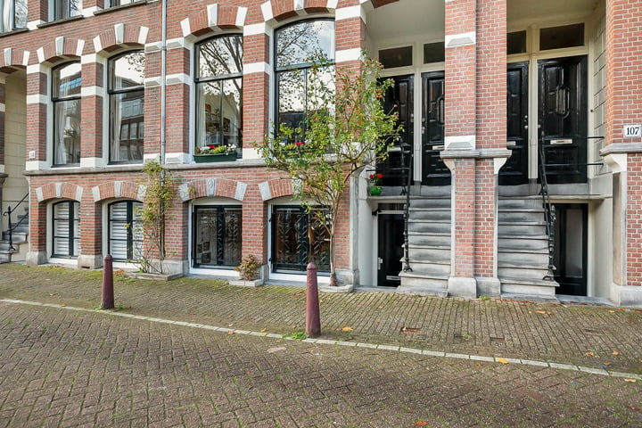 Bekijk foto van Nieuwe Achtergracht 105 H