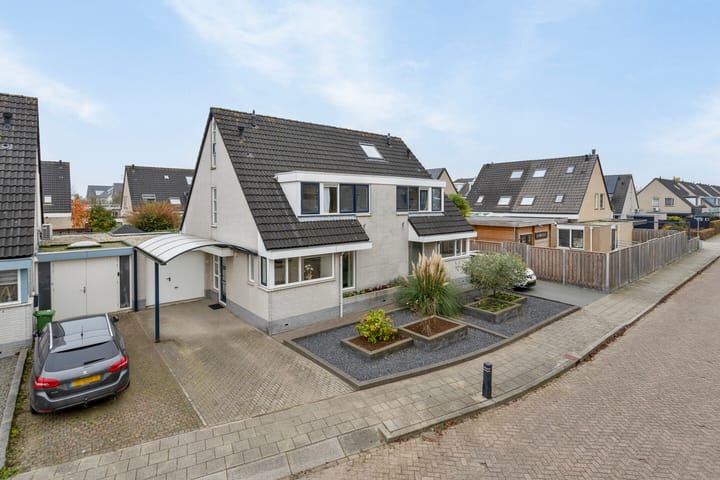 Foto 5 van Van Woerkomstraat 15