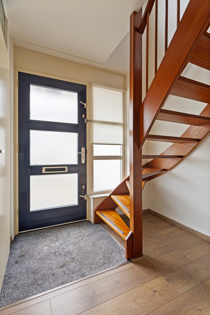 Foto 7 van Van Woerkomstraat 15