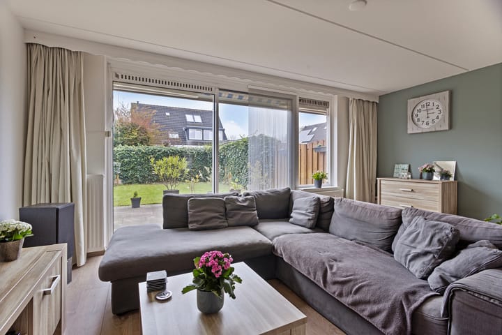 Foto 10 van Van Woerkomstraat 15