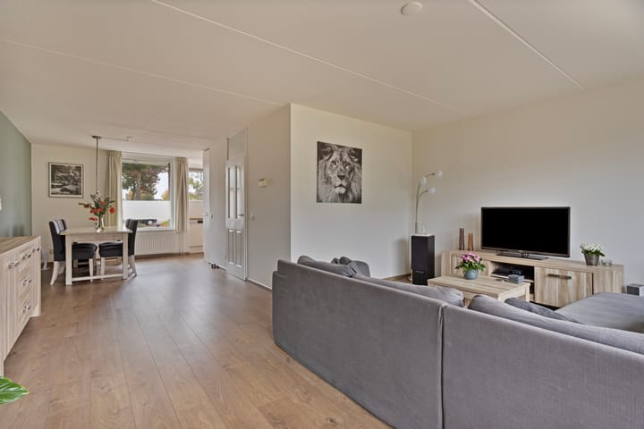 Foto 11 van Van Woerkomstraat 15