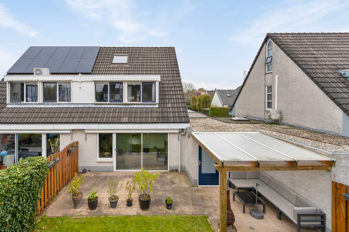 Foto 33 van Van Woerkomstraat 15