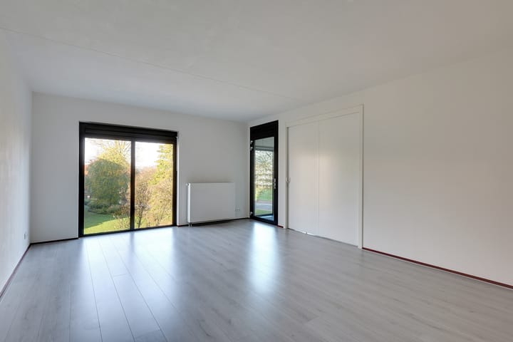 Foto 12 van Churchillplein 80