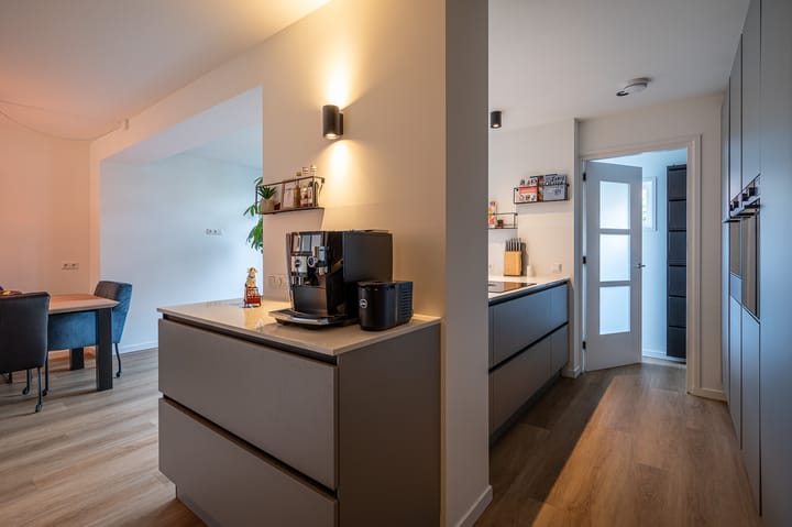 Foto 25 van Etmat 14