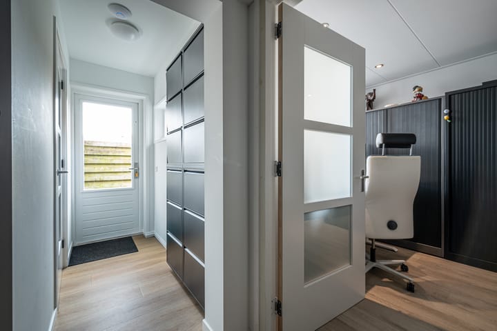 Foto 26 van Etmat 14