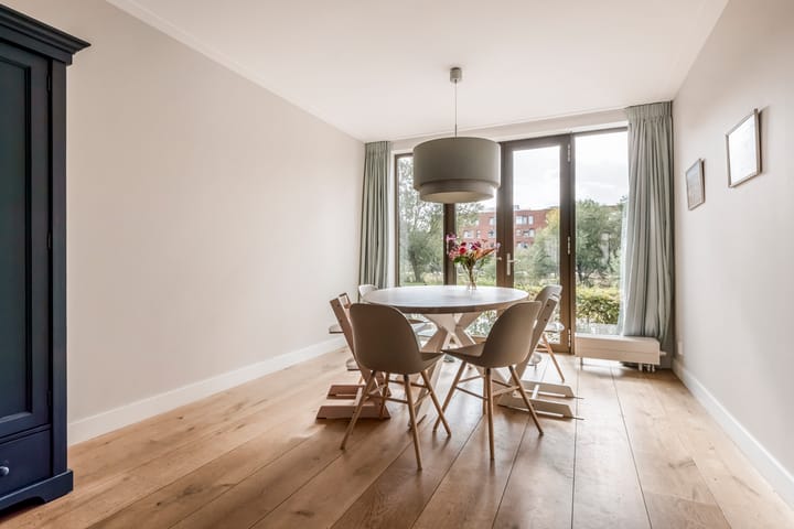 Foto 27 van Saskia van Uijlenburgkade 88