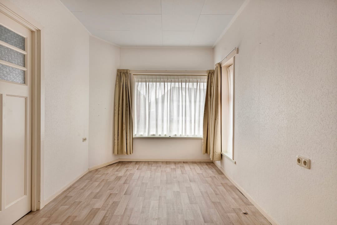 Photo 32 of Hoofdweg 55