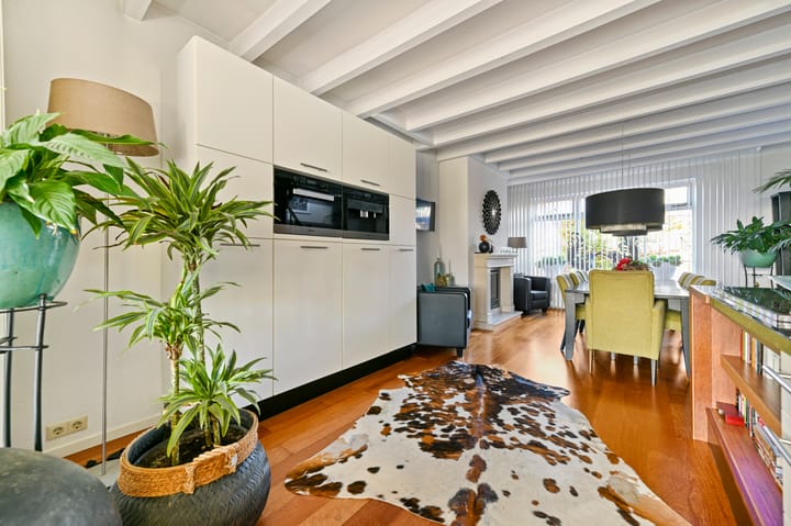 Foto 13 van van Beekstraat 164