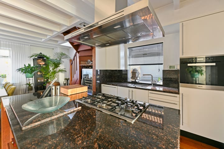 Foto 15 van van Beekstraat 164