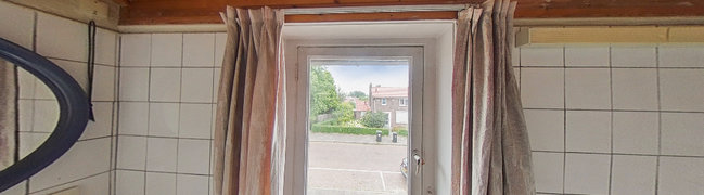 View 360° photo of Badkamer 1e verdieping of Dokter Dagevosstraat 33