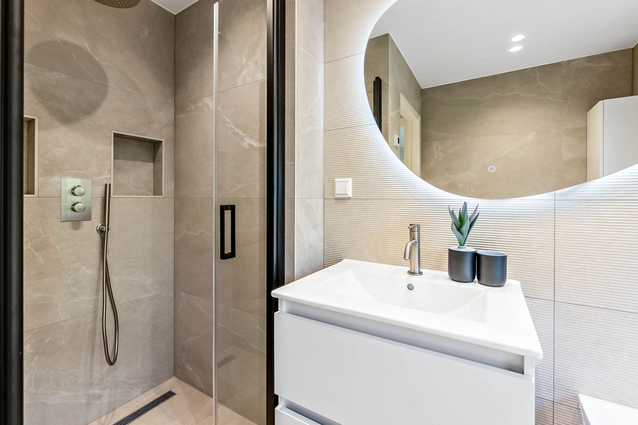 Foto 42 van Diepenbrocklaan 4